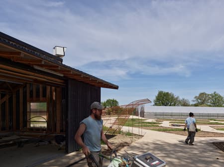Le Potager Extraordinaire Center